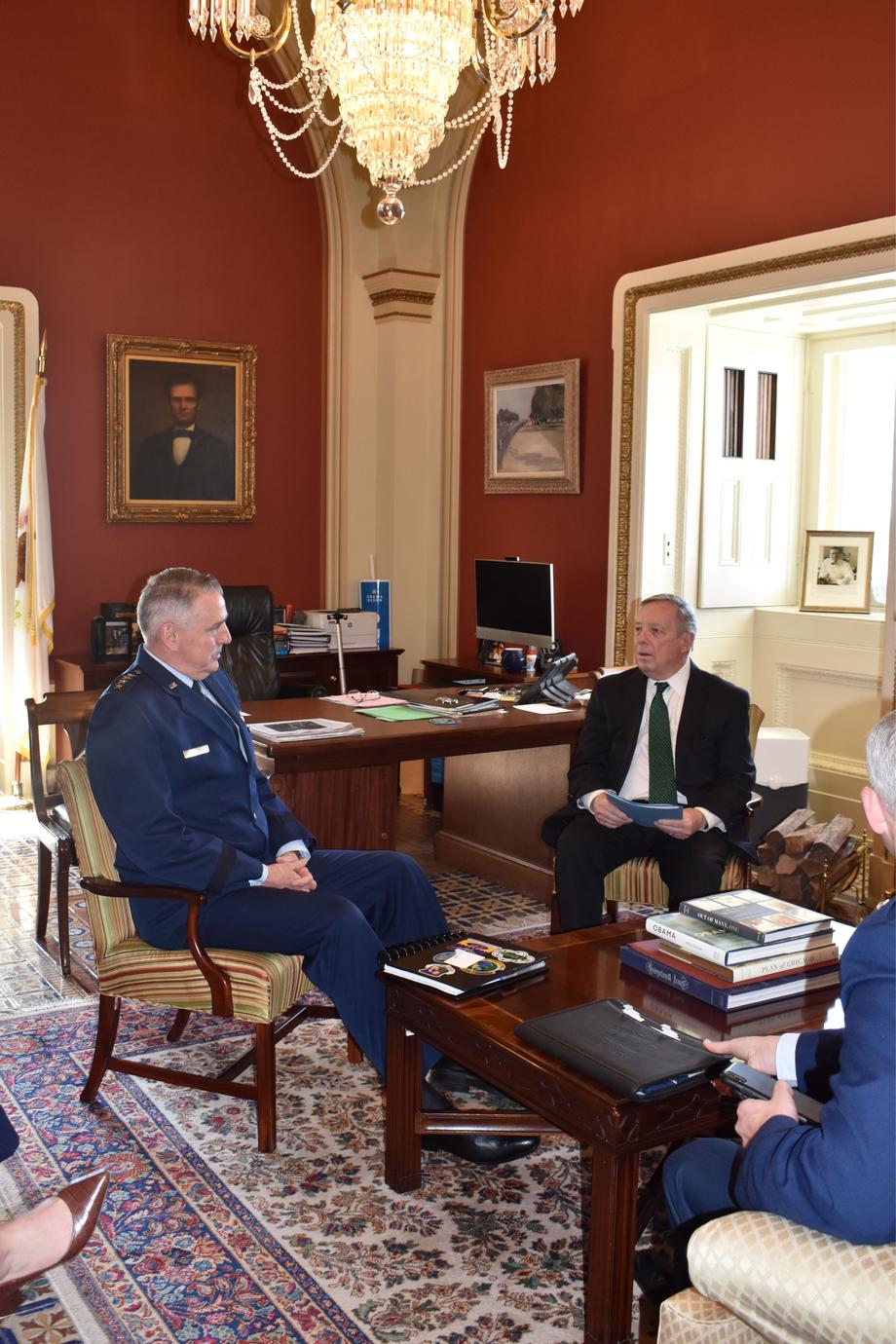 DURBIN DISCUSSES AIR MOBILITY COMMAND’S MISSION WITH GENERAL MINIHAN